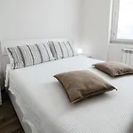 Casa Fiona - By My In Apartmán *