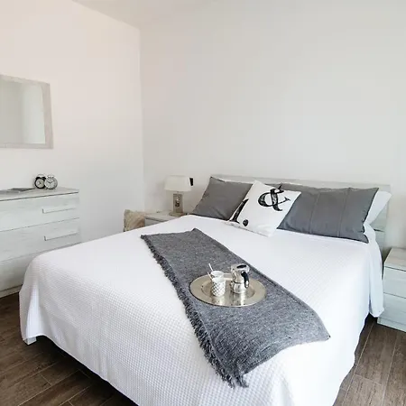 Casa Fiona - By My In